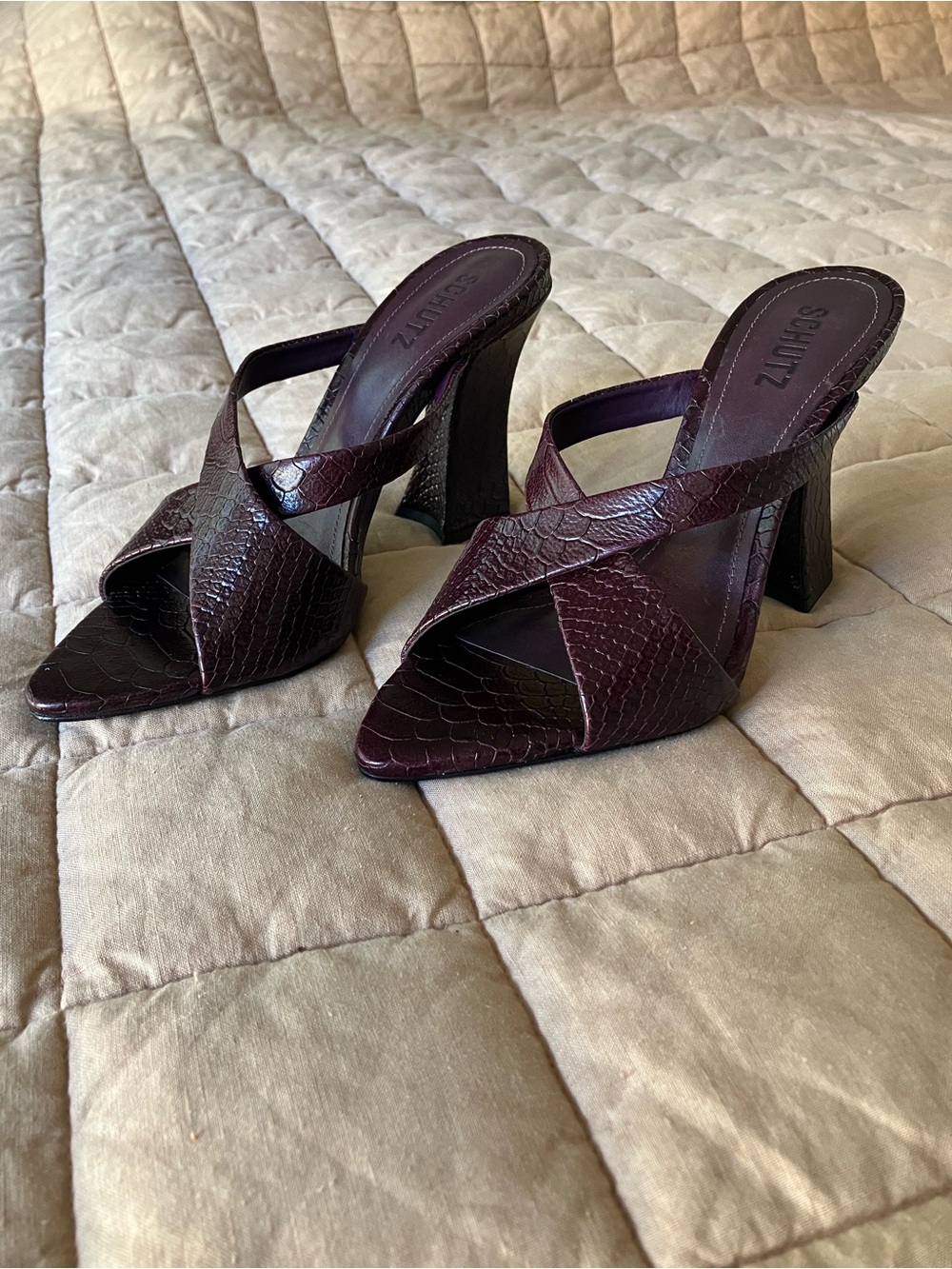 Schutz Glenda Leather Sandal - Dark Plum